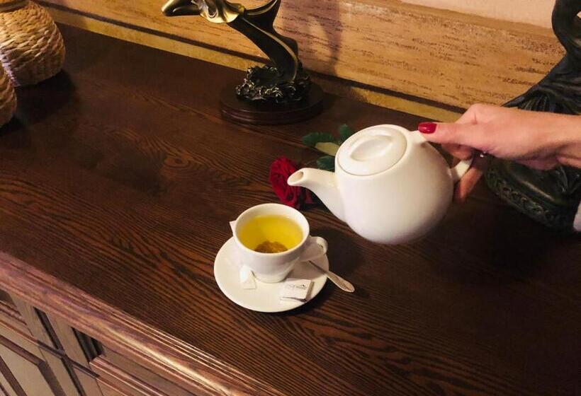 فندق карпаты