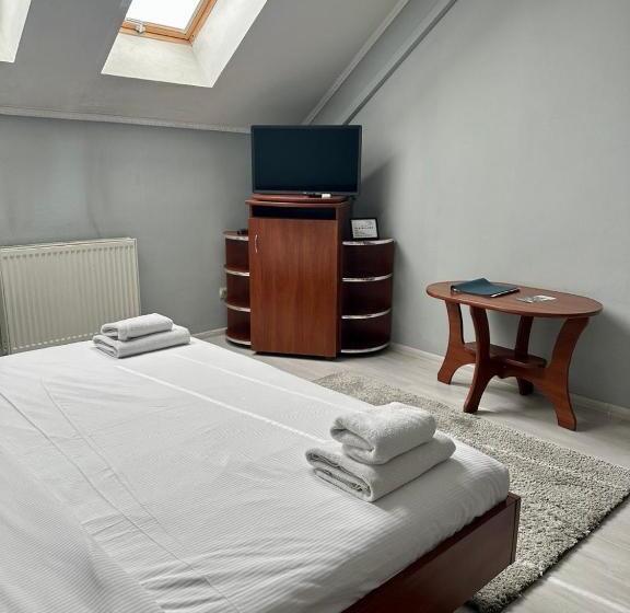 فندق львівський