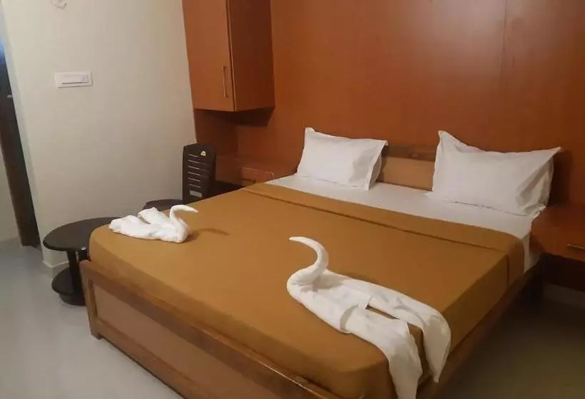 ホテル Aranmagan Residency