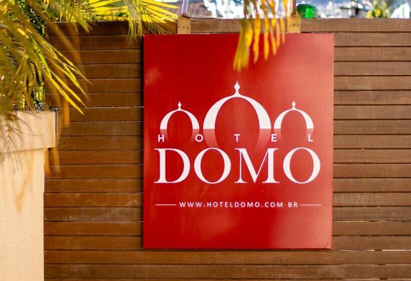 فندق Domo