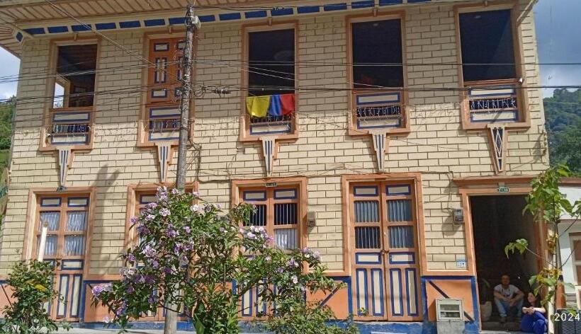 Hotel Hostal Casa Victoria Pijao