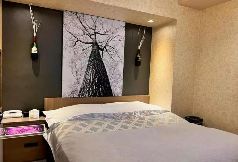 ホテル Opus  Adult Only