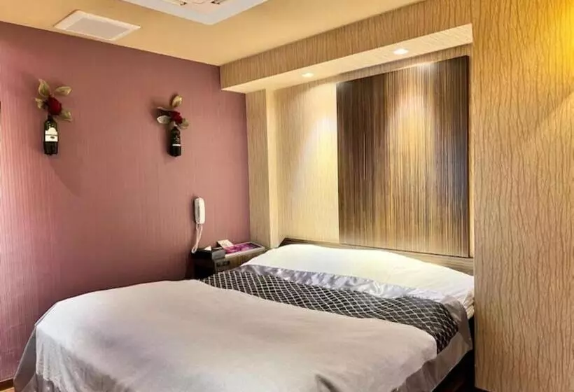 ホテル Opus  Adult Only