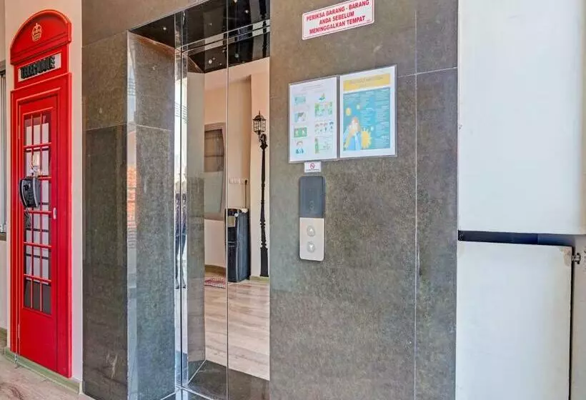 ホテル Capital O 3905 Graha 100 Guest House Syariah