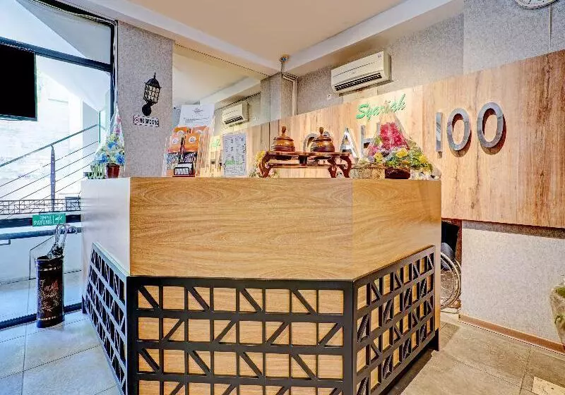 ホテル Capital O 3905 Graha 100 Guest House Syariah