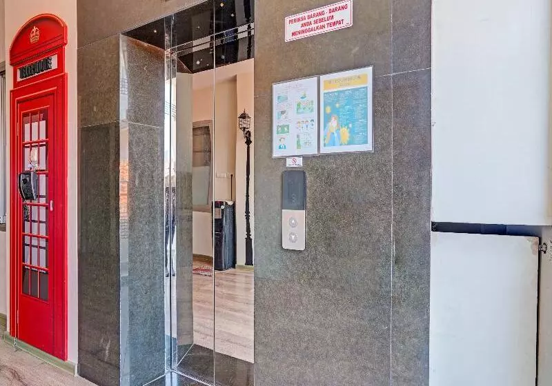 ホテル Capital O 3905 Graha 100 Guest House Syariah