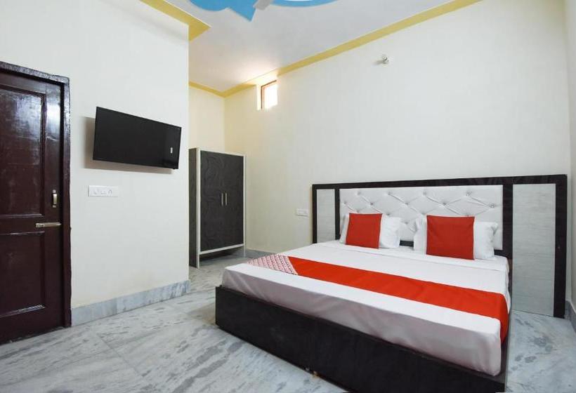 בית מלון כפרי Oyo 48981  Savera