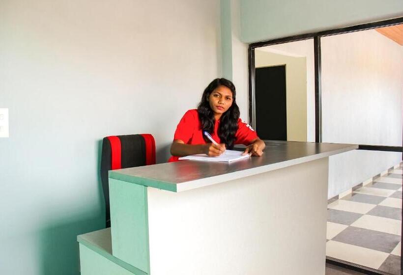 호텔 Oyo 60781  Rm