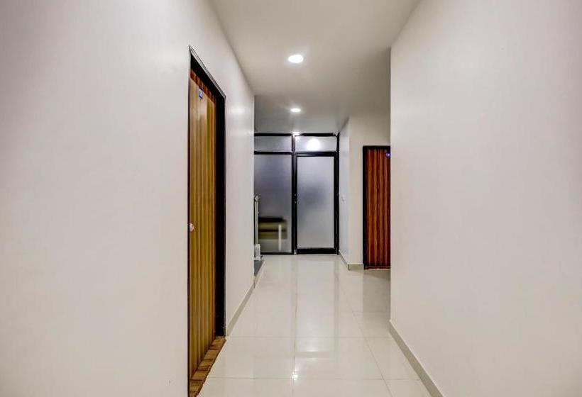 בית מלון כפרי Oyo 65071 Sukh Palace