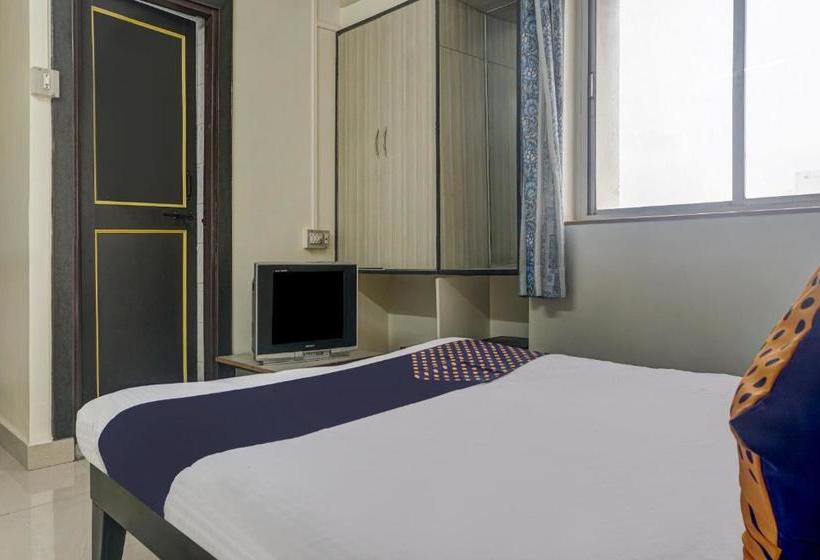 בית מלון כפרי Spot On 74569 Siddhi Lodge