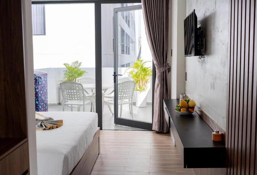 Lee Charming Hotel Nha Trang