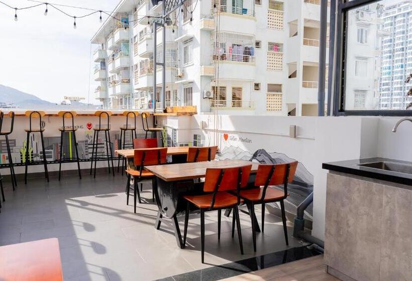 Lee Charming Hotel Nha Trang