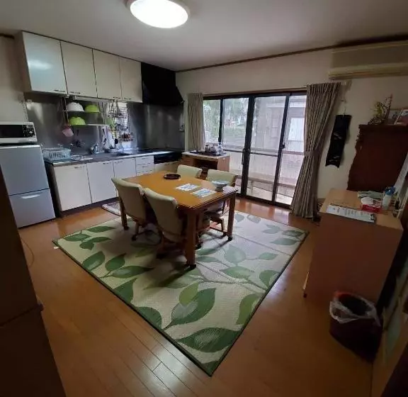 ペンション サムライストリートハウス武家屋敷通り