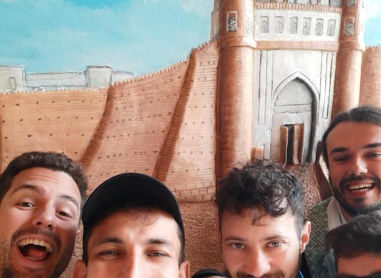 بنسيون Dilnura Guest House