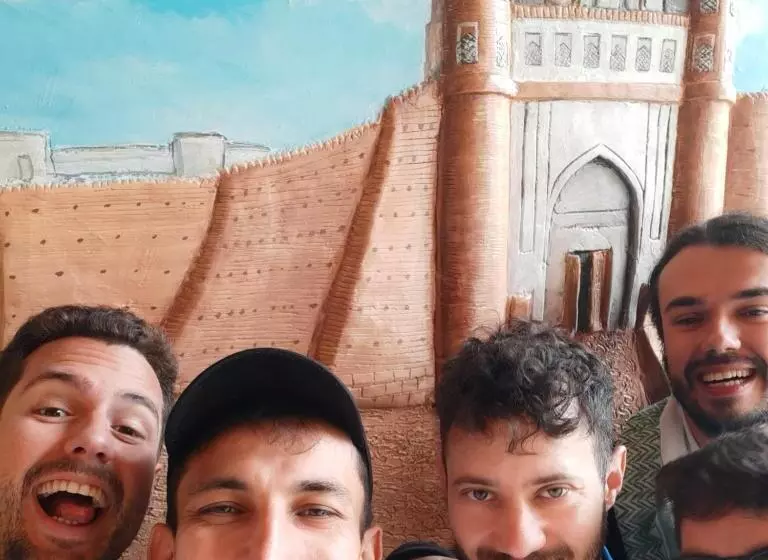 پانسیون Dilnura Guest House