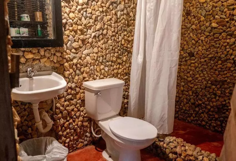 استراحتگاه Dominican Tree House Village