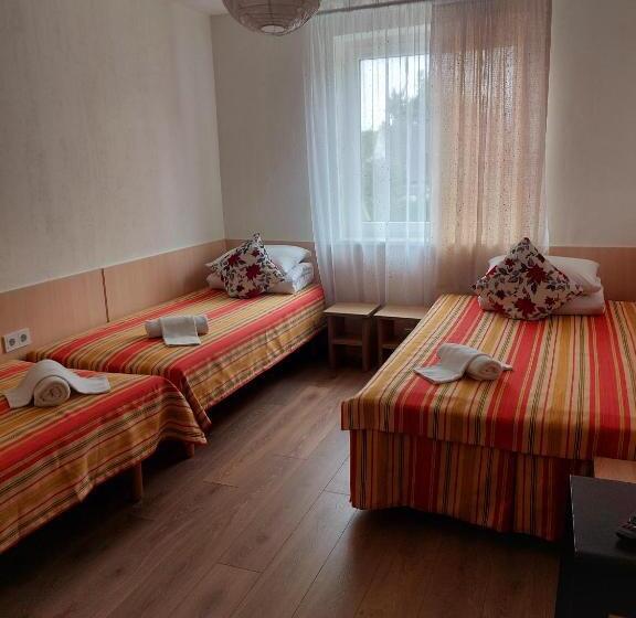 هاستل Vila Giruliai