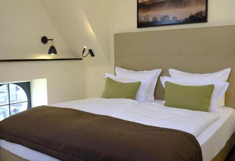 Farmer Hotel Basedow