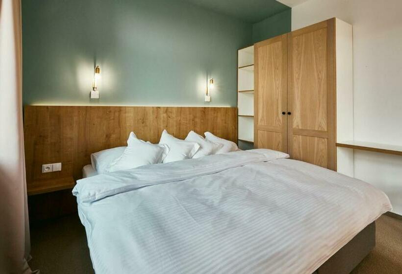 Отель A Hostinec Slunce