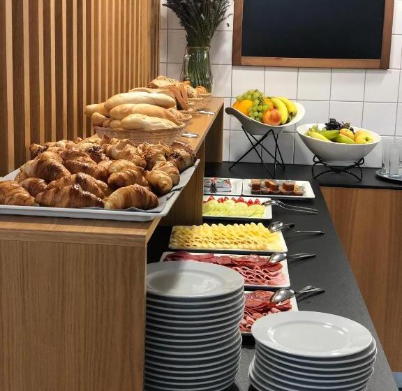 Отель A Hostinec Slunce