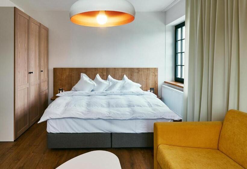 Отель A Hostinec Slunce