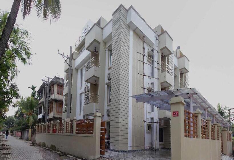 هتل Collection O Aryan Address