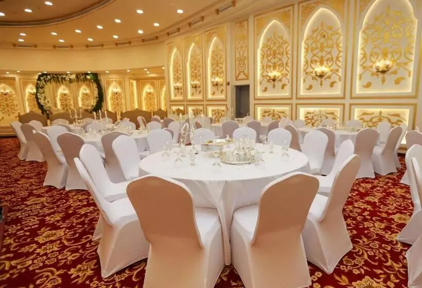 Hotelli Khabti Grand