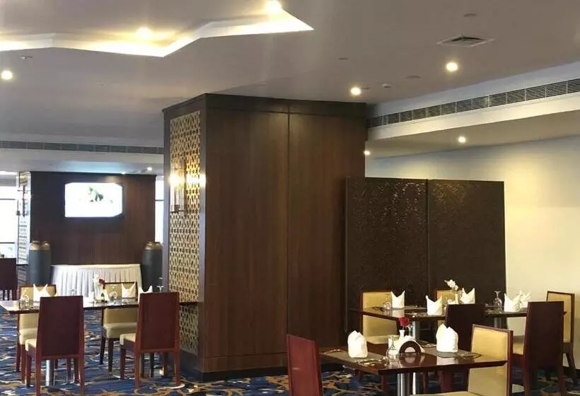 Hotelli Khabti Grand