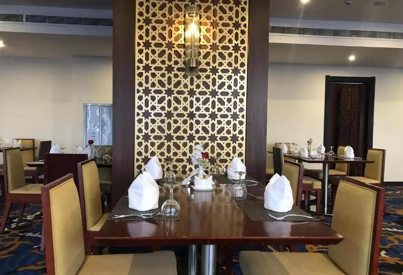 Hotelli Khabti Grand