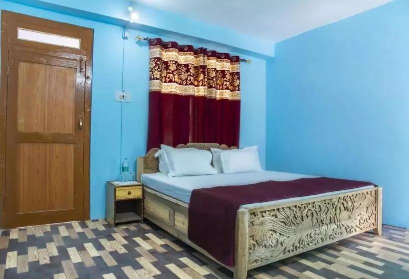 Hotelli Kinnor Retreat