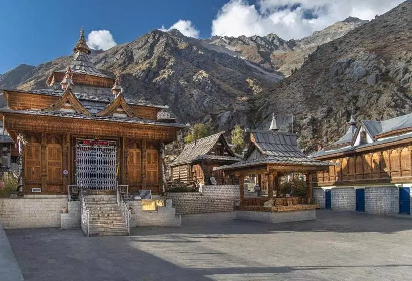 Hotelli Kinnor Retreat