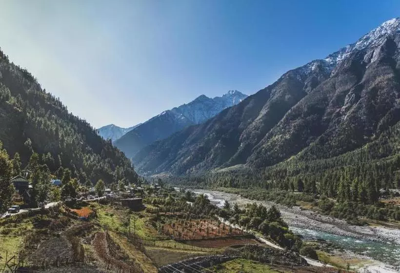 Hotelli Kinnor Retreat