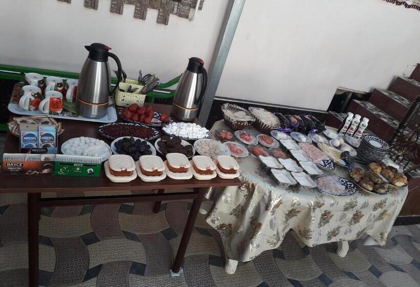 ペンション Hamida