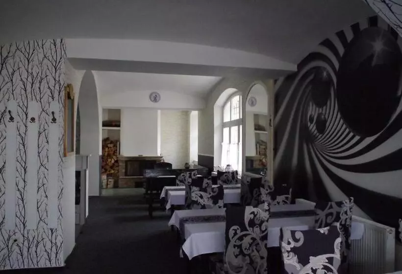 Majatalo Penzion U Soudu