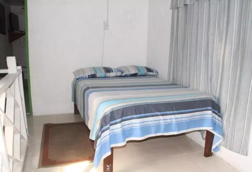 ペンション Posada Green Sea Villa Helen Kilometro 4 Circumbalar