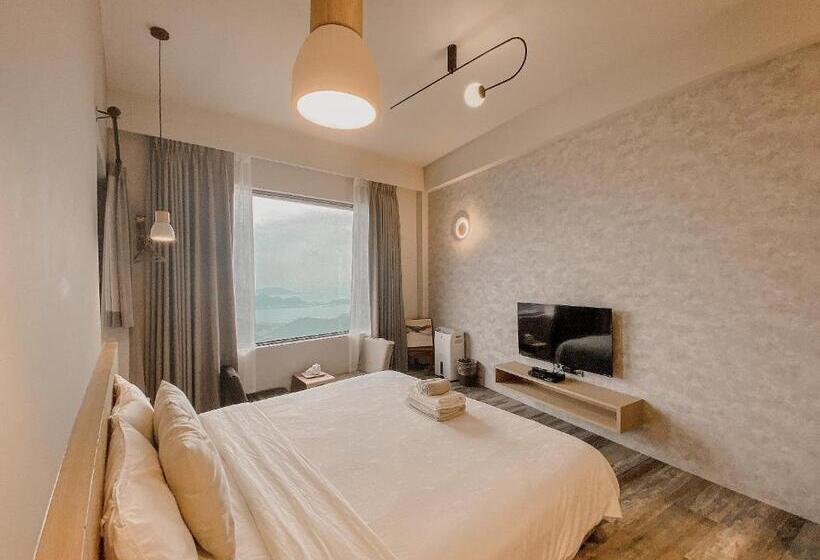 پانسیون Two Easy Inn