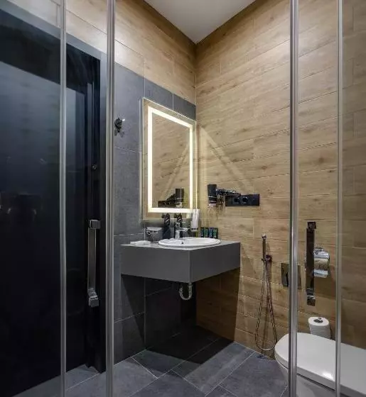 Lomakeskus святий шарбель