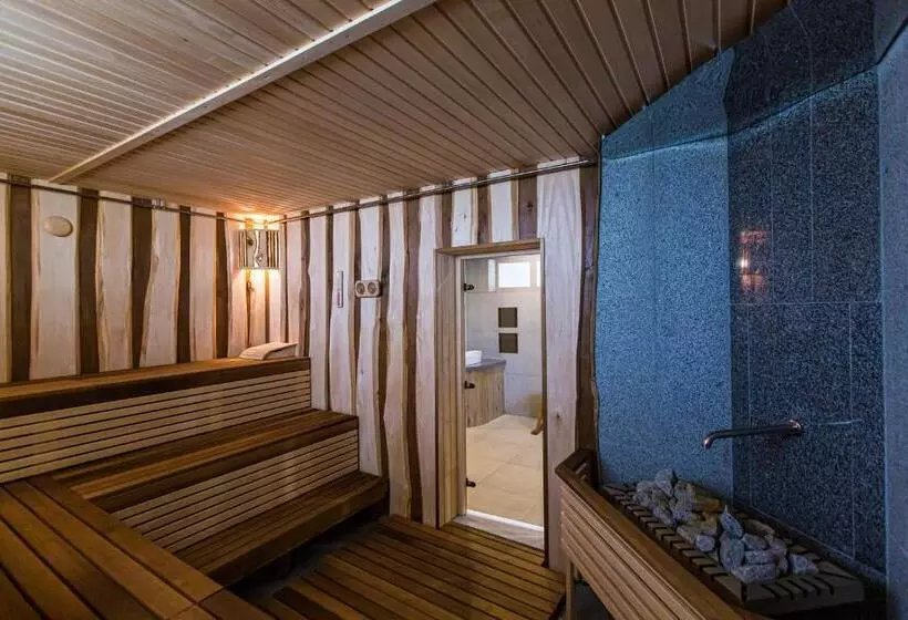 Lomakeskus святий шарбель