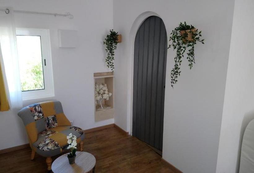 Bed and Breakfast Chambres D'hôtes Du Domaine De Lansac