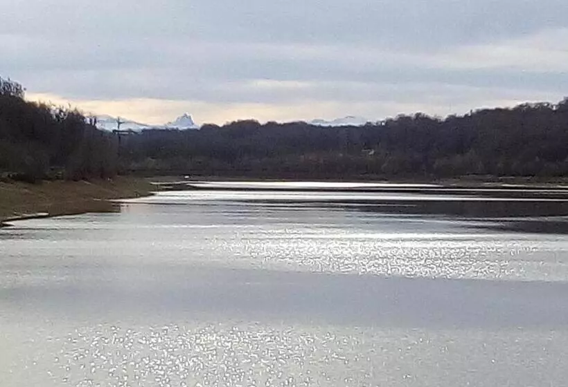 Aamiaismajoitus (B&B) La Villa Du Bearn