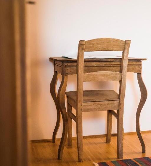 تختخواب و صبحانه Maison D Hôtes La Source Paisible