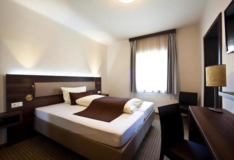 ベッドアンドブレックファースト Molta Fame