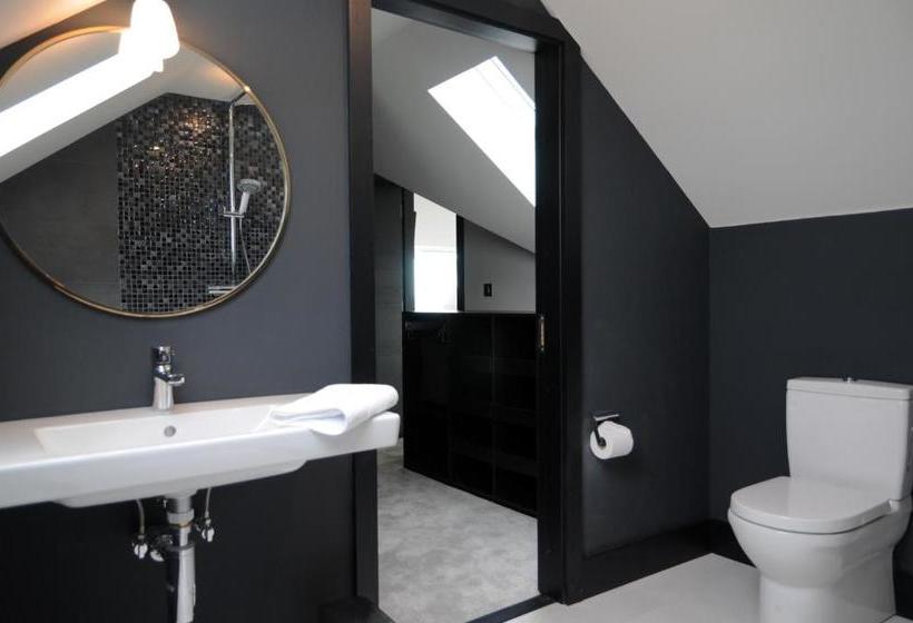 Bed and Breakfast Seascapes