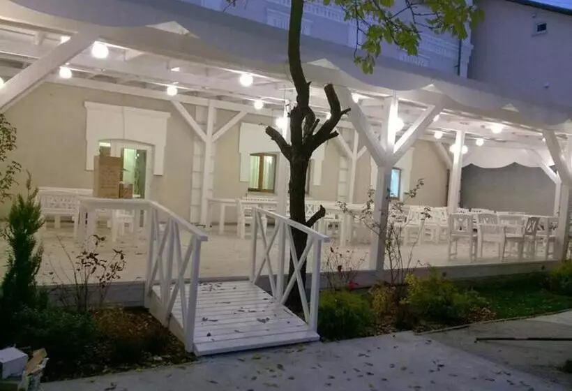 Hotelli арт готель династія