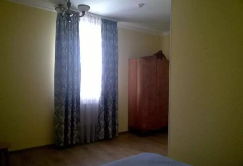 Hotelli арт готель династія