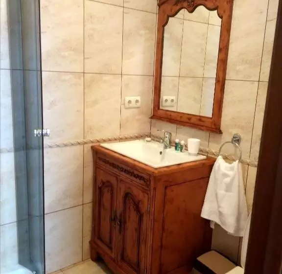 Hotelli арт готель династія