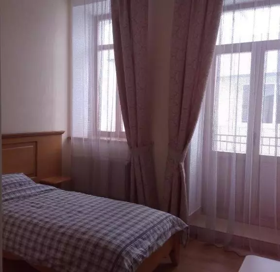 Hotelli арт готель династія