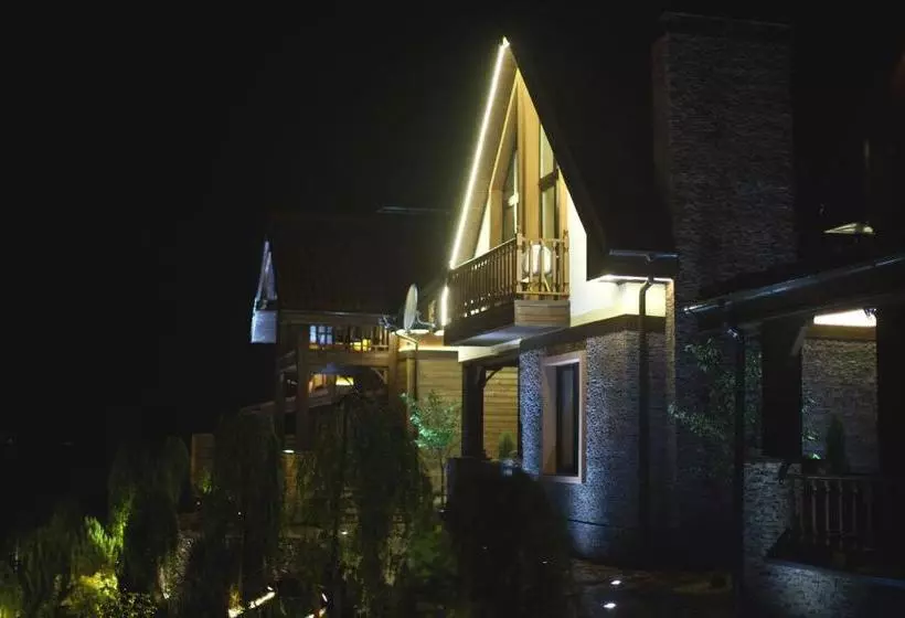 Hotelli клуб яремчанський