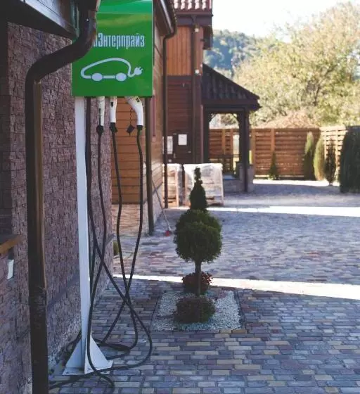 Hotelli клуб яремчанський