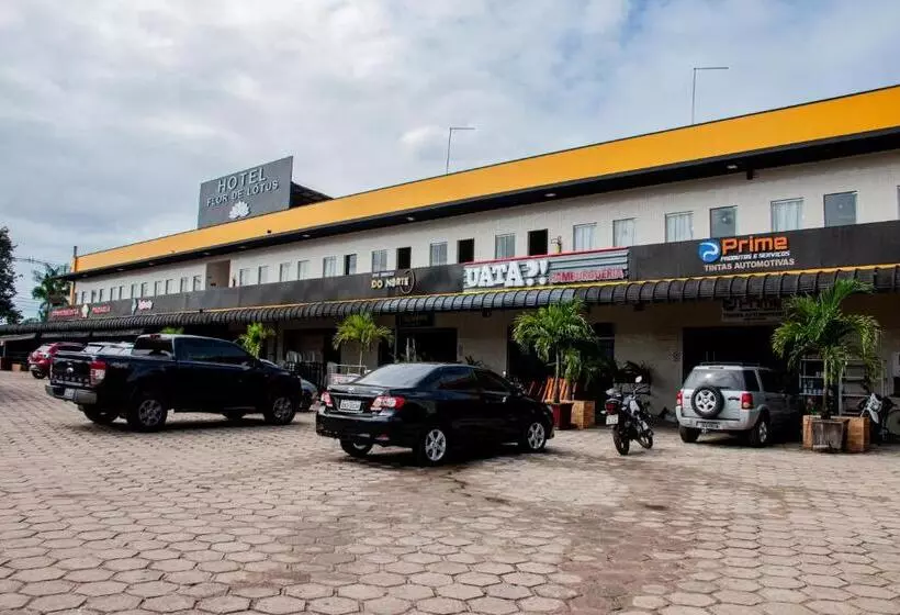 ホテル Flor De Lotus